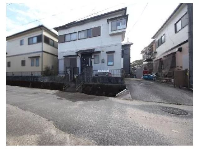 6.8 million yen (Hiraosato-yashiki, Yamashiro-cho, Tanakura Station)