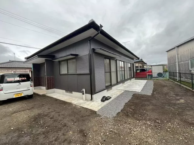 An all-electric home that is budget-friendly and recommended for families with children!