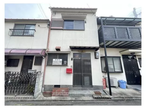 ■The interior is very well maintained■Wide front road of 5.44m, good sunlight and ventilation■Keihan Main Line