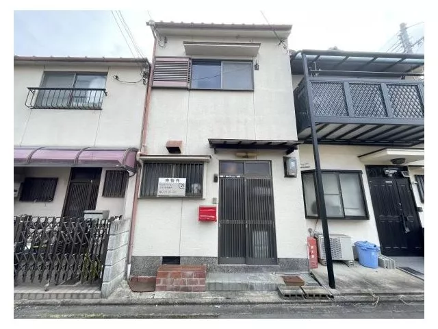 ■The interior is very well maintained■Wide front road of 5.44m, good sunlight and ventilation■Keihan Main Line
