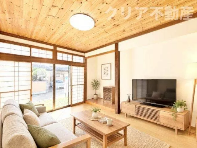 Isesaki City, Tabei 1-chome (Kunisato Station), two-story building, 4LDK