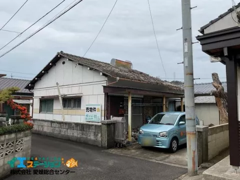 Niihama City, Joushamachi (Niihama Station) Single-story building 3DK
