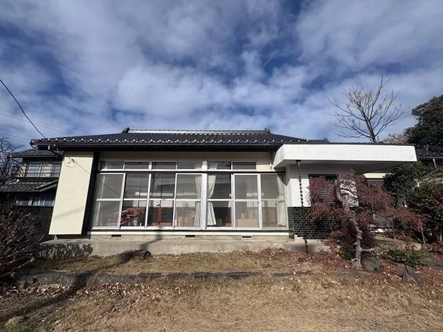 Land area approximately 160 tsubo!