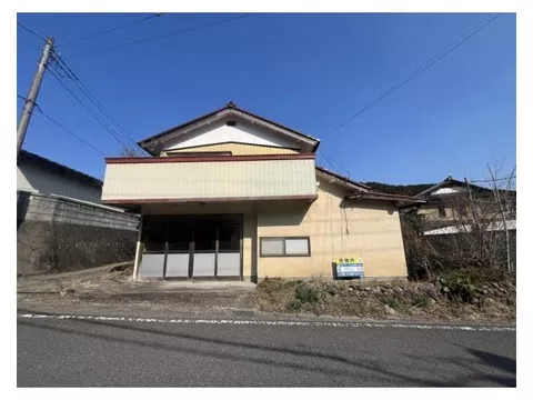 Nakagawa Town, Nasu District, Oyamada Kamigō, 2-story 5DK [A life in harmony with nature awaits you]