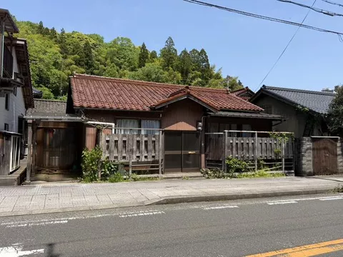 Maizuru City, Kitaku (Higashi-Maizuru Station) Single-story building 4K - Image 3