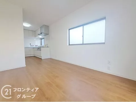 Strong Frontier in Nara City ◆ Immediate viewing available / Renovated in R5 / Within walking distance to elementary school - Image 2