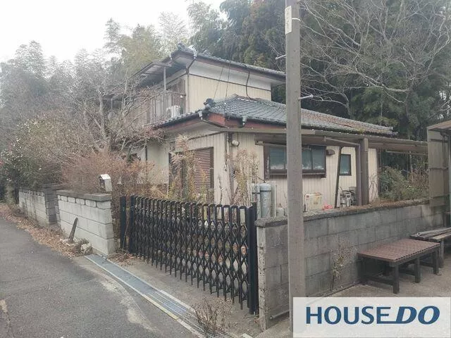 Edozaki-go, Inashiki-shi (Namekawa Station) 2F 4LDK

1,980,000 yen