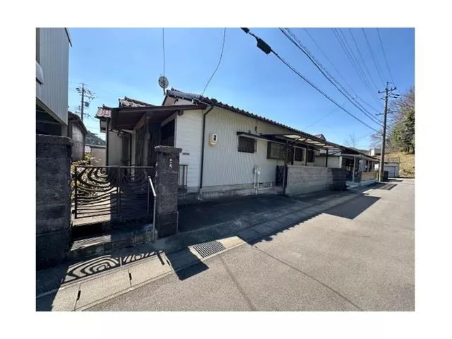 Kitayama 2, 4 million yen