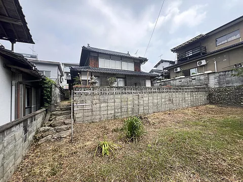 Used single-family home, JR Hime Shin Line Tsuyama Station, get off at Eirinsho-mae, 6 minutes on foot
