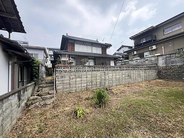 Used single-family home, JR Hime Shin Line Tsuyama Station, get off at Eirinsho-mae, 6 minutes on foot