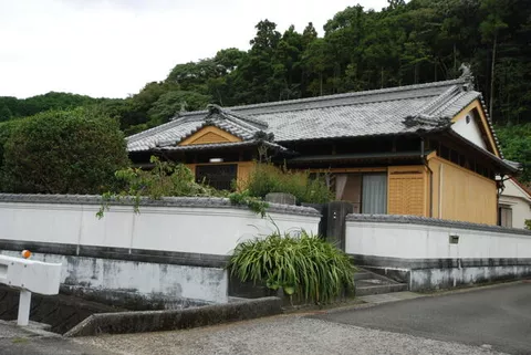Nakaura, Ainan-cho, Minami-uwa-gun, Tokyo Single story house, 5DK

4,800,000 yen