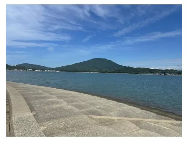 1 minute walk to Hikitsu Bay♪ Layout 6DK!