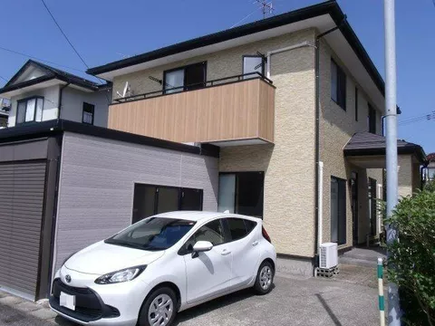 Niigata City Nishikambara Ward Niko (Maki Station) 2-story 4LDK