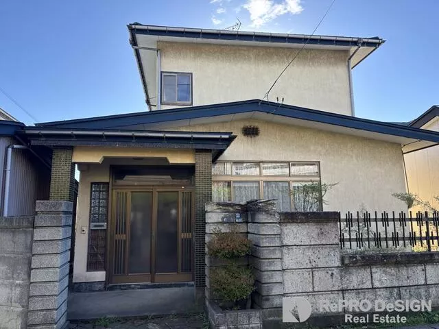 Akita City, Iijima Matsune Higashimachi (Kami Iijima Station) 2-story 6DK
