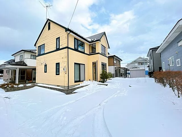 Used single-family home in Akita City, Shinya Kitahama-cho
