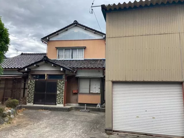 Close to Toyama University Sugiya Campus and general hospital! Nearby nursery and elementary school as well