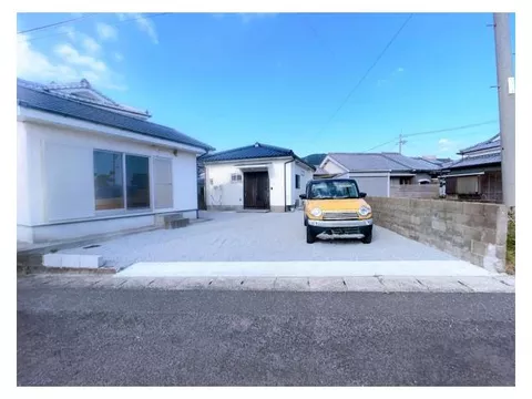 [Open House Held] [Move-in Possible Within the Year] Easy for small dogs to walk, foot and leg support / cat vomiting, etc.