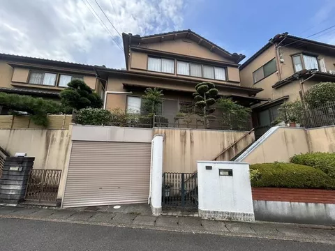 Land 36.2 tsubo, a spacious 6DK detached house! Renovation is also possible with our company♪