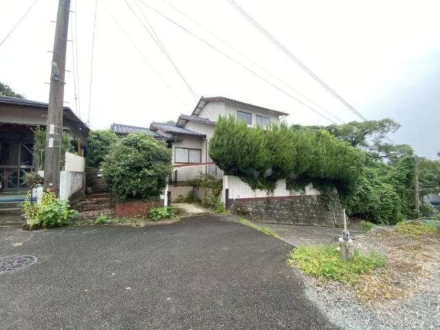 ☆Approximately 60 tsubo of land☆ 5LDK☆ Living facilities within walking distance. Convenient for daily shopping☆