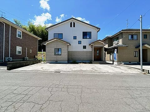 Used single-family home Kaga City Daishoji Site 24