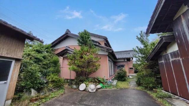 Niigata City Nishikambara Ward Hataya (Echigo-Sone Station) 2-story 4LDK