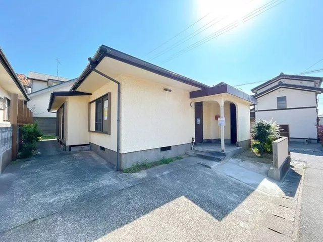 [Open House Held] Interior or Exterior or Interior and Exterior Renovation Planned / Single Story / New Seismic Standards Compliant /