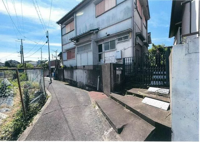 Kishiwada City, Kamimatsucho (Higashi Kishiwada Station) 2-story 6DK