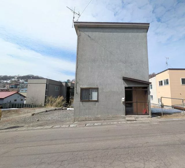 Otaru City, Umegae-cho (Otaru Station) Single-story building 2LDK