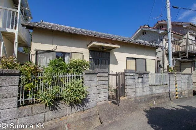 Wakayama City Nishisho (Yahata-mae Station) Single-story building 2DK