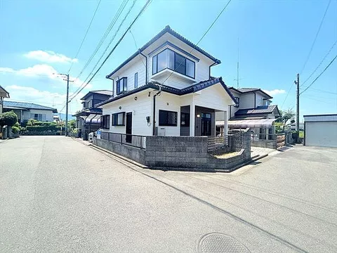 Used single-family home in Miki Town, Kida District, Oaza Hyoujou