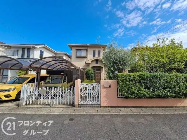 Open during holidays + all-electric! Immediate reservation available ■ South-facing / with garden / ample storage 5LDK