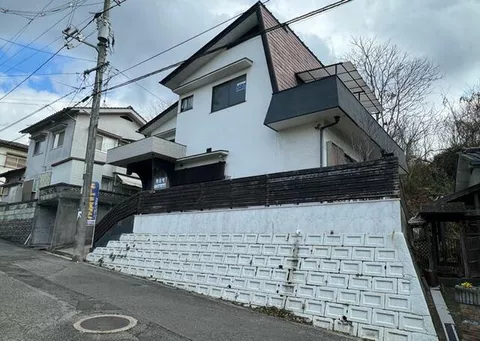 Fukuyama City, Kanbe Town, Oaza Shimotakeda (Goryo Station) 2-story building 5LDK