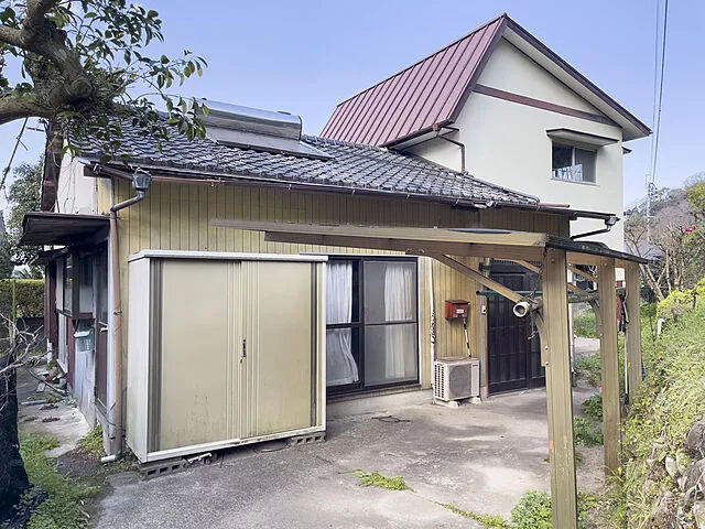 Used single-family home, JR Nippo Main Line Nishioita Station, Oita Transportation, Tanoura get off, 10 minutes on foot