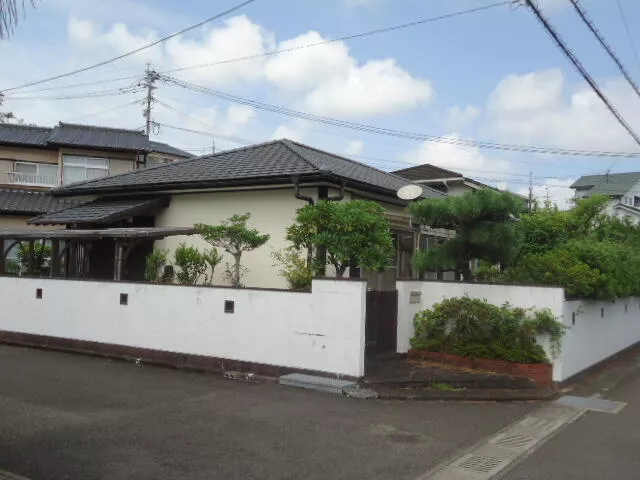 [Bus] Ikura, 15 minutes on foot