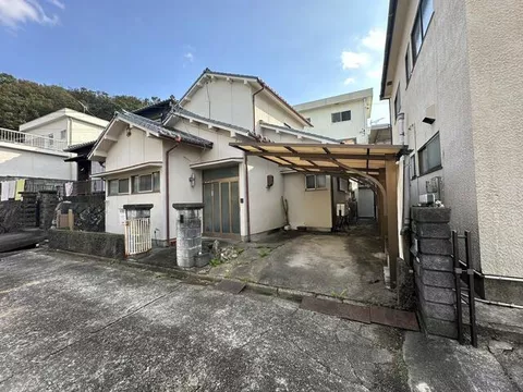 Wakayama City, Narukami (Higashimiyako Station) 2-story building 4DK