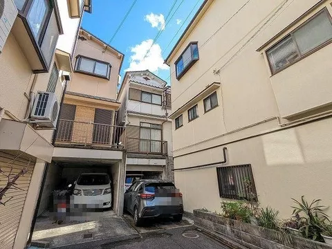 ☆Confident in housing loans☆ Parking available for 3 or more cars (2 regular cars + 1 or more light vehicles)!