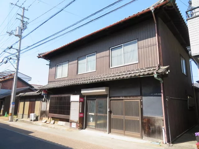 Ayauta District, Utazu Town - (Utazu Station) 2-story building 7SLDK