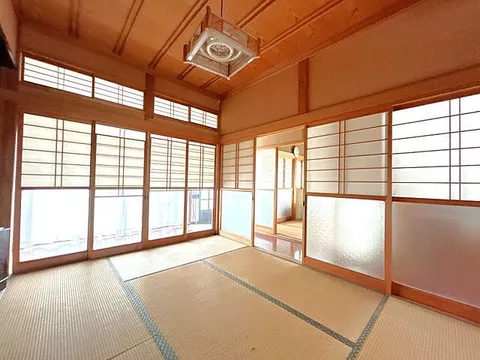 Used single-family home, Agano City, Yamaguchi Town, 2-chome, detached house - Image 2