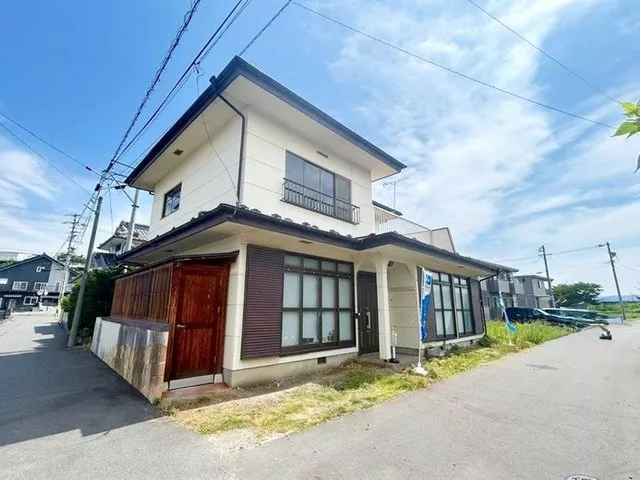 [Open House] Conveniently located about 5 minutes on foot from Oya Station for outings.