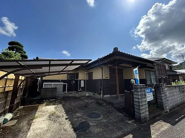 Used single-family home Takeo City Takeo Town Oaza Takeo Detached house