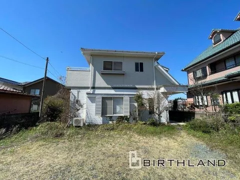 10 minutes on foot to Aioi Elementary School! 4 minutes on foot to Fujiyama-shita Station! Convenient location for commuting and schooling◎