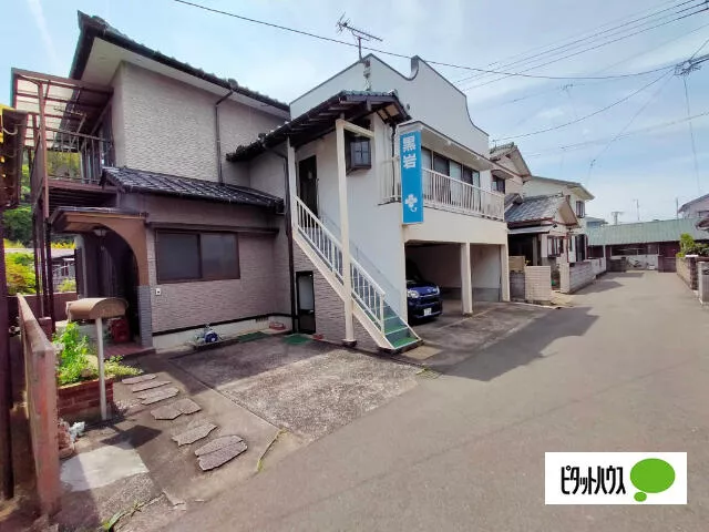 Sasebo City, Hino Town (Daigaku Station) 2-story 5DK
