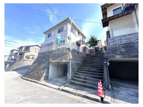 【Viewing event held】Current sale until April 30 / Front road width 6m / Corner lot / Kawanishi City Municipal Meiji