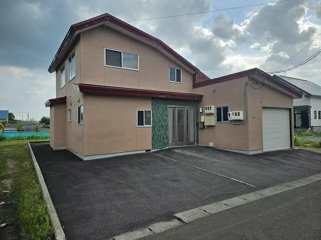 Bibai City, Higashi Gojo Kita 6-chome (Bibai Station) 2-story 3LK