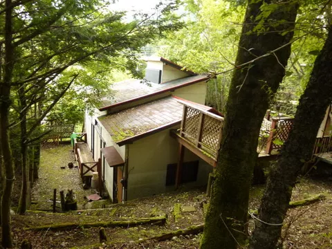 Hirano, Yamanakako-mura, Minamitsuru-gun (Fuji station) 2F 2LDK

3.8 million yen