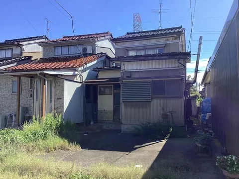 [Good access to National Route 8] Easy access to Prefectural Road Takaoka Ring Road, near Nomura Elementary School
