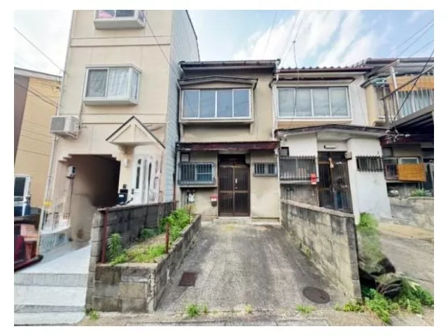 Otsuka Tanden (Higashino Station) 2.8 million yen