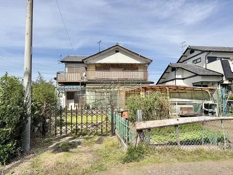 10-minute walk from Joshu Nanokaichi Station, Jōshin Dentetsu