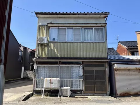 Himi City, Saiwaicho (Himi Station) 2-story 6K