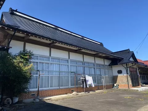 Oshu City, Iwate Prefecture, Nanto, Yachinaka (Mizusawa Station), single-story building, 11DK